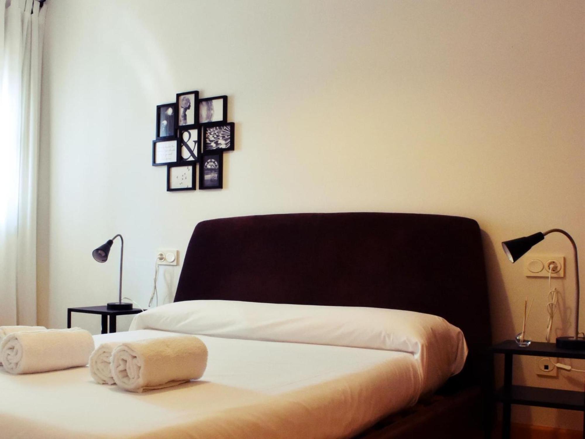 Tranquilo Apartamento Cerca Del Centro Historico Малага Экстерьер фото
