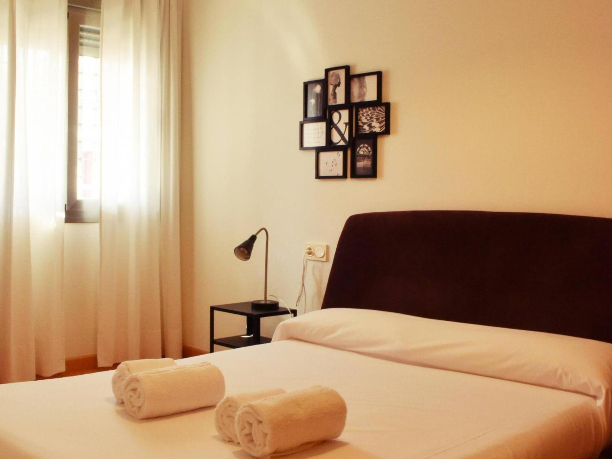 Tranquilo Apartamento Cerca Del Centro Historico Малага Экстерьер фото